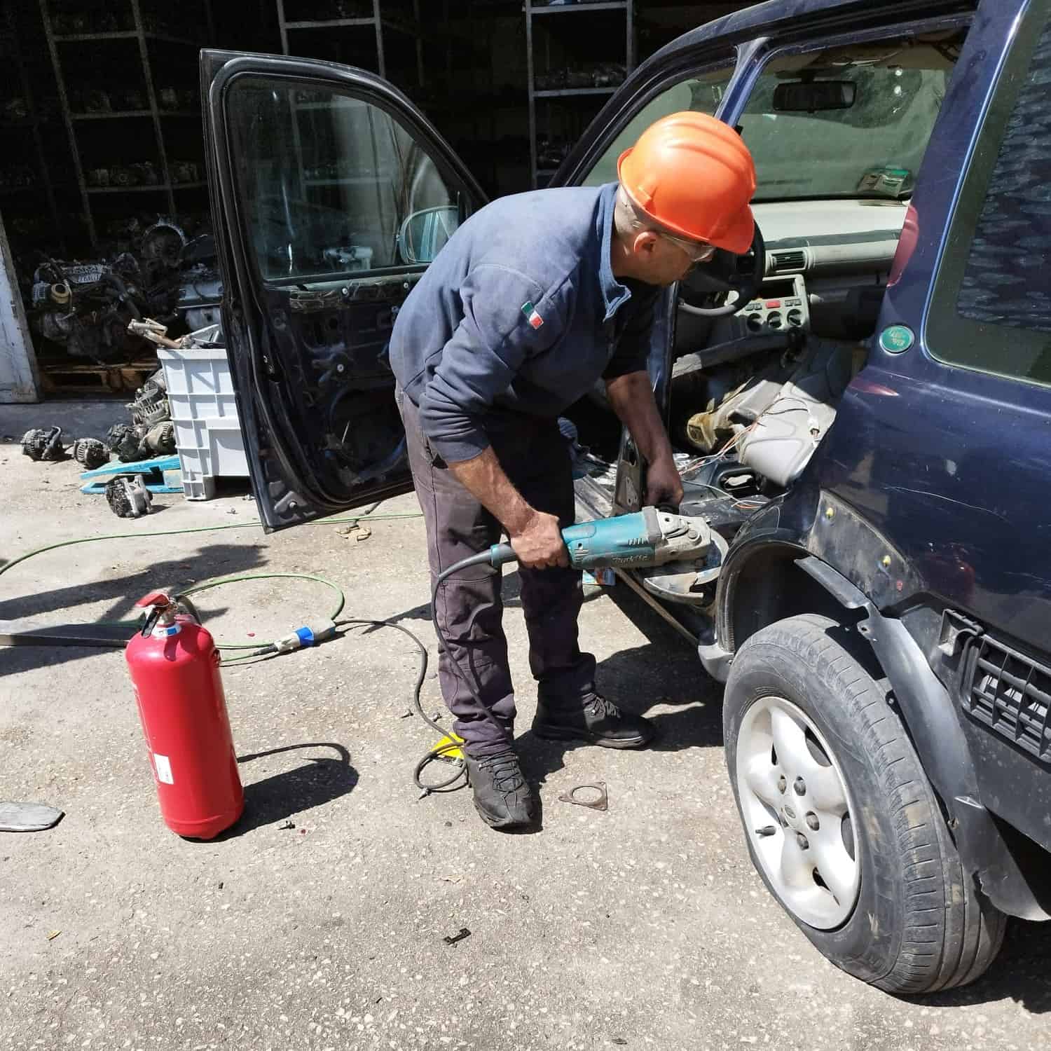 Staff all'opera saficar autodemolizione vico nel lazio frosinone